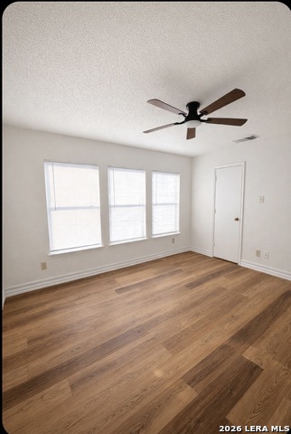 Image 9 of 12 For 2214 Juniper