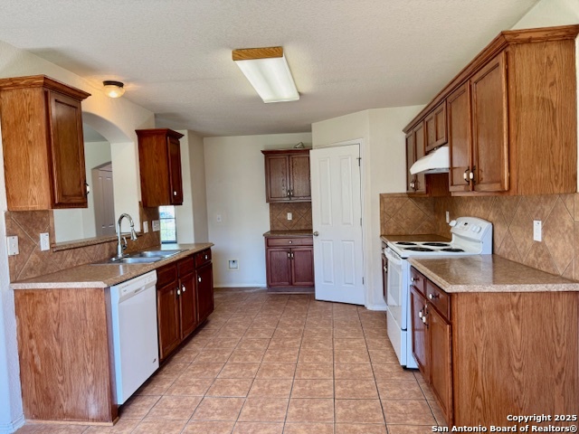 Image 10 of 24 For 3607 Andera  