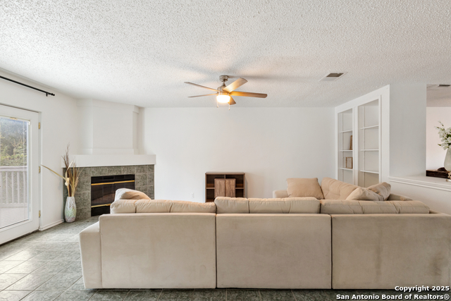 Image 10 of 30 For 11053 Cedar Park