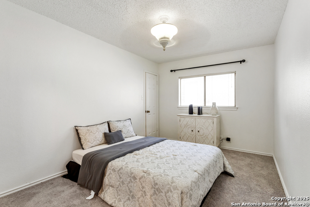 Image 22 of 30 For 11053 Cedar Park