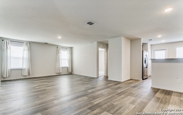 Image 6 of 15 For 5923 Rolling Glen