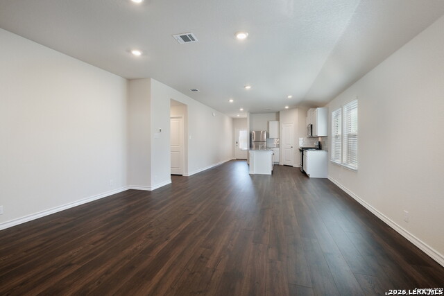 Image 9 of 18 For 5619 Chase  