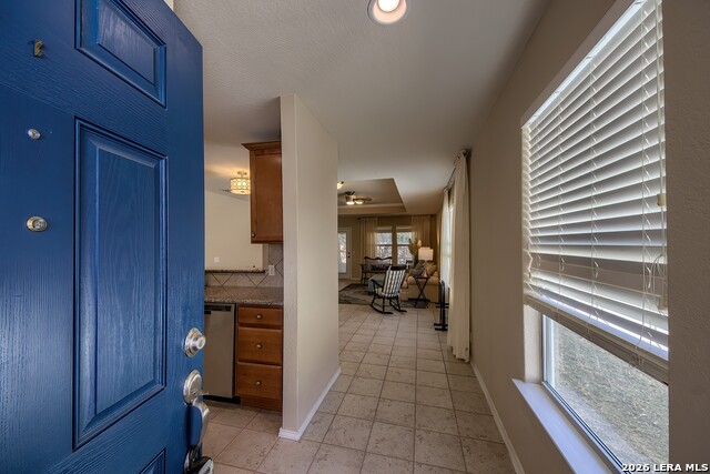 Image 4 of 34 For 12731 Sand Holly