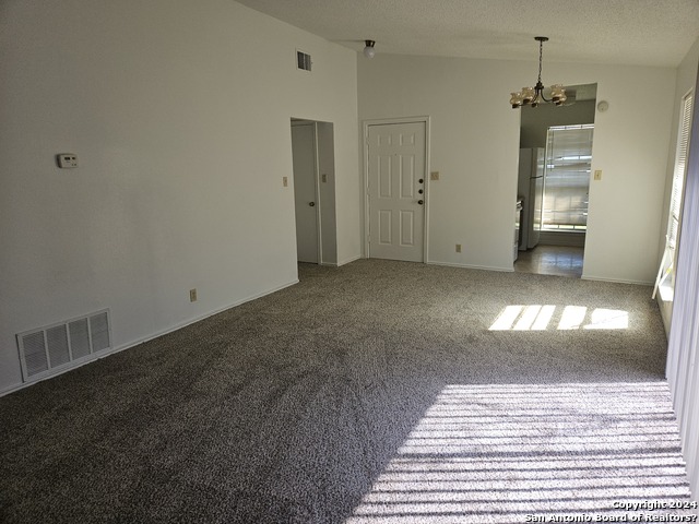 Listing photo id 1 for 5319 Ashbury Dr