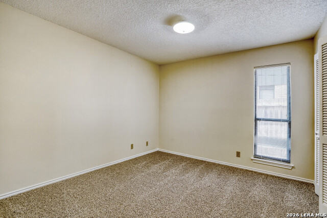 Image 24 of 28 For 13735 Forest Point