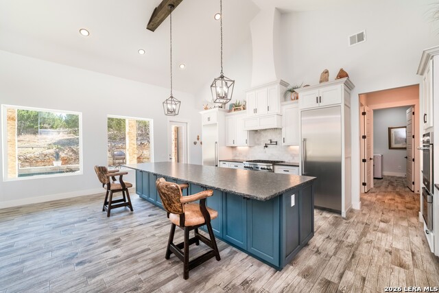 Image 16 of 70 For 452 Wentworth