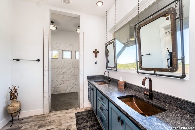 Image 25 of 70 For 452 Wentworth