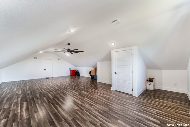 Image 48 of 70 For 452 Wentworth