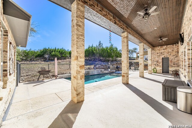 Image 52 of 70 For 452 Wentworth