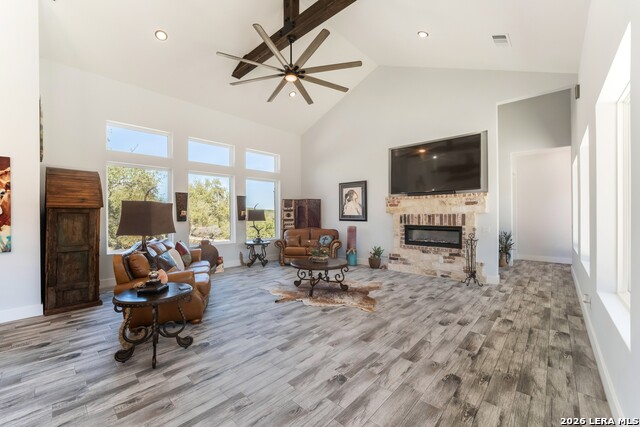 Image 7 of 70 For 452 Wentworth