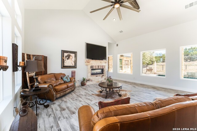 Image 8 of 70 For 452 Wentworth