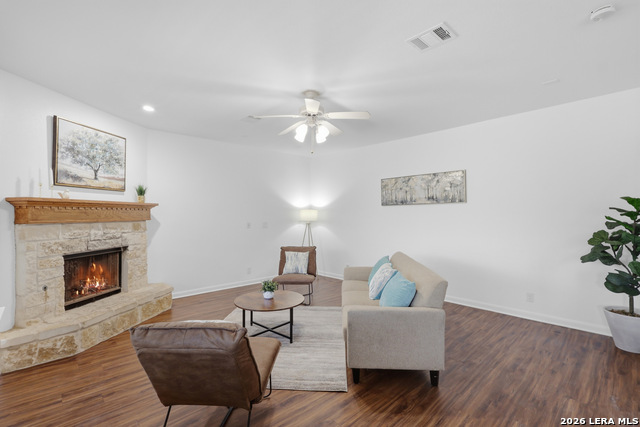 Image 11 of 33 For 8839 Redbud Woods