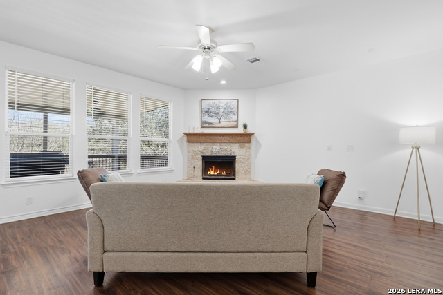 Image 12 of 33 For 8839 Redbud Woods