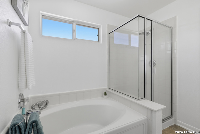 Image 19 of 33 For 8839 Redbud Woods