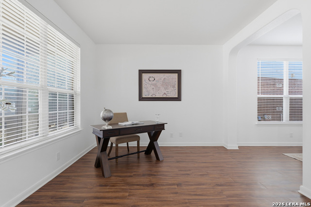 Image 4 of 33 For 8839 Redbud Woods