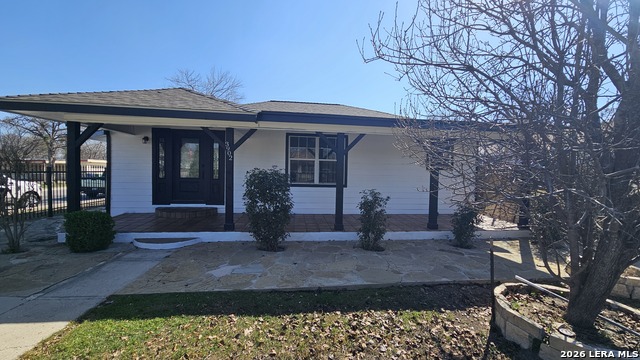 Image 2 of 49 For 3902 Salinas W