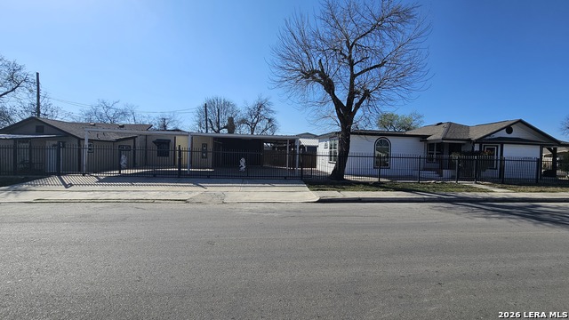 Image 44 of 49 For 3902 Salinas W