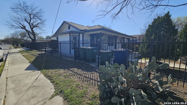 Image 49 of 49 For 3902 Salinas W