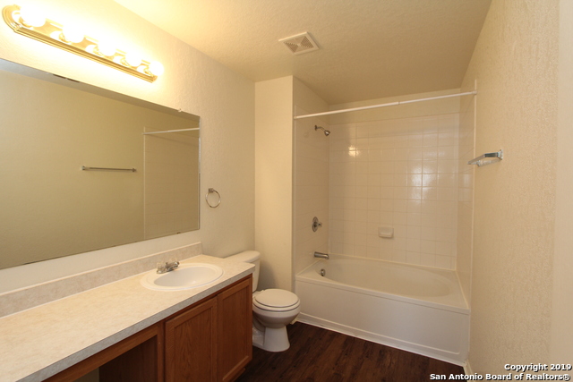 Image 14 of 31 For 9943 Amber Breeze