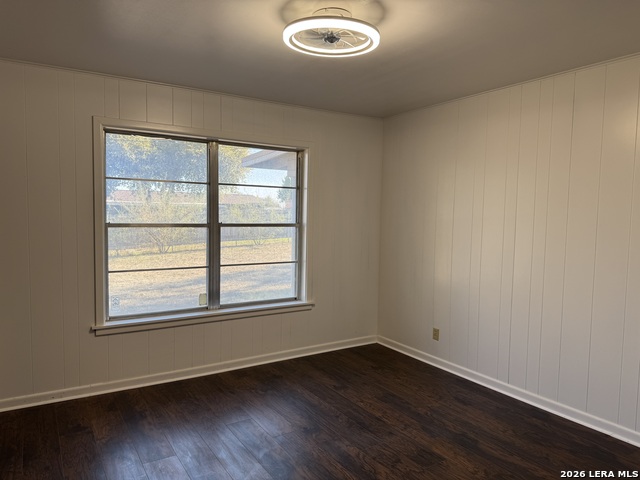 Image 11 of 21 For 110 Northaven