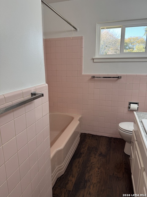 Image 16 of 21 For 110 Northaven