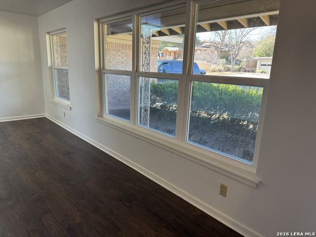 Image 4 of 21 For 110 Northaven