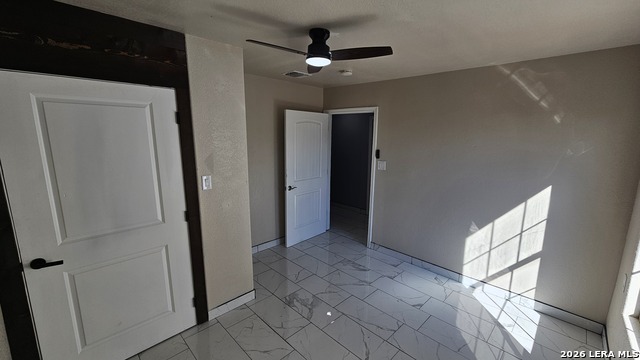 Image 21 of 49 For 3902 Salinas W