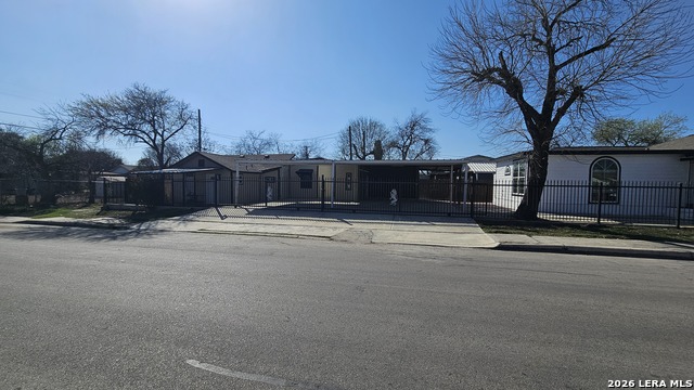 Image 45 of 49 For 3902 Salinas W