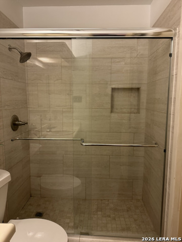 Image 18 of 20 For 7834 Broadway  304