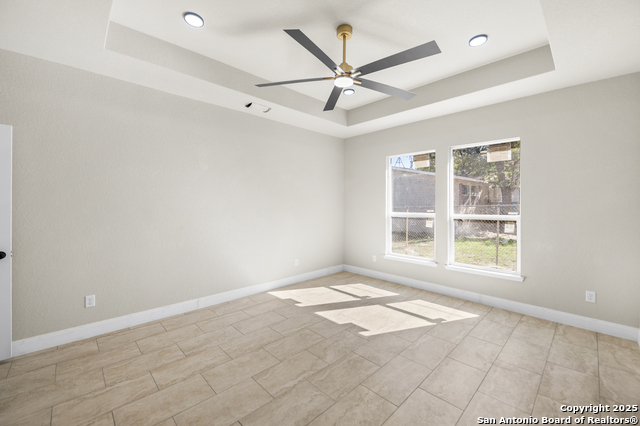 Image 18 of 36 For 23102 Shady Forest