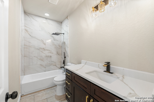 Image 23 of 36 For 23102 Shady Forest