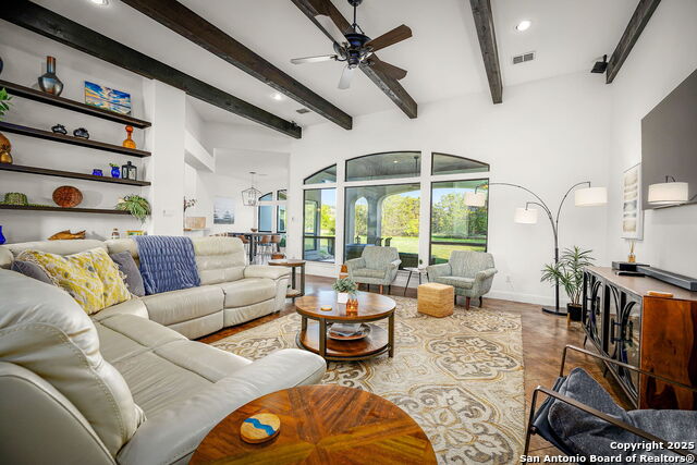 Image 13 of 44 For 851 River Cliff