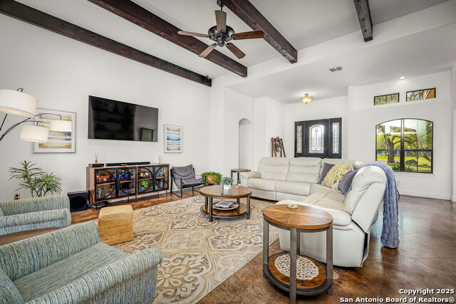 Image 14 of 44 For 851 River Cliff