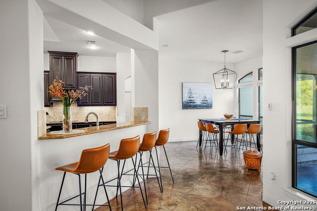 Image 16 of 44 For 851 River Cliff