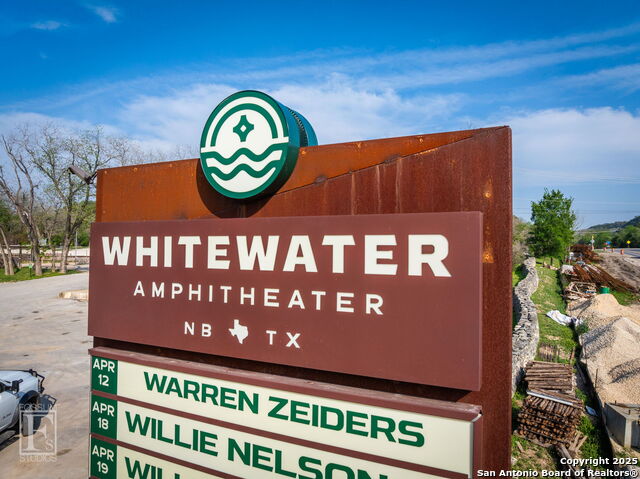 Image 37 of 44 For 851 River Cliff