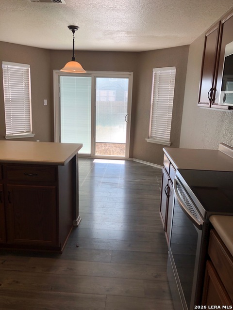 Image 7 of 20 For 8755 Sunview