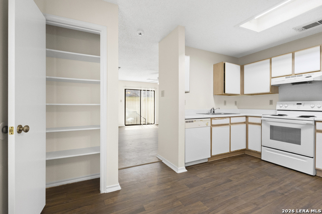 Image 11 of 32 For 9711 Arcade Ridge