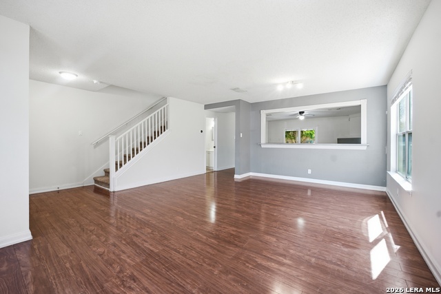 Image 11 of 37 For 11438 Lima  