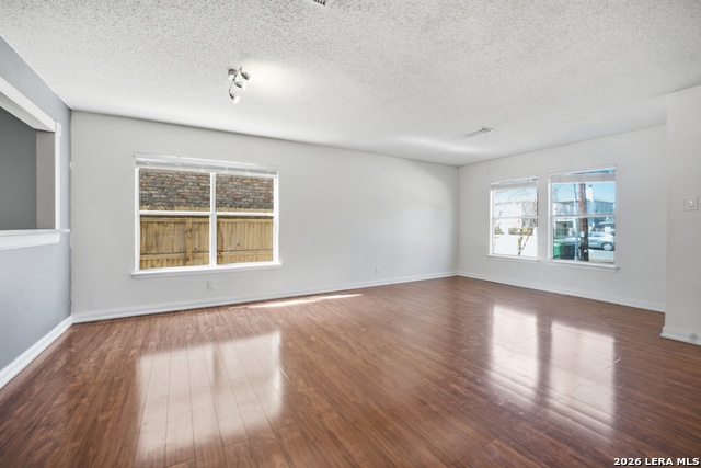 Image 12 of 37 For 11438 Lima  