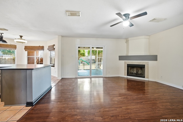 Image 15 of 37 For 11438 Lima  