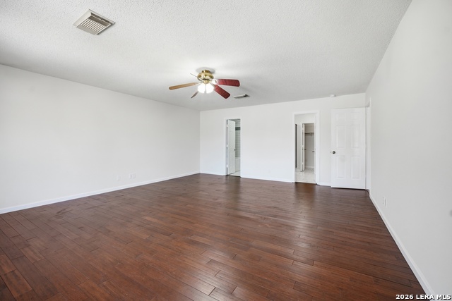 Image 23 of 37 For 11438 Lima  