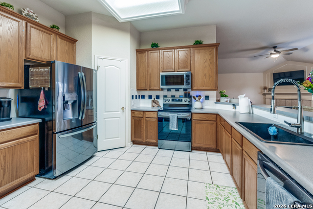 Image 12 of 25 For 1325 Black Oak Dr