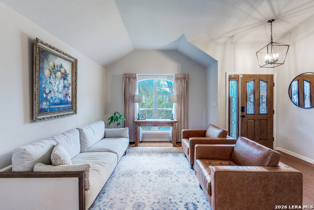 Image 3 of 25 For 1325 Black Oak Dr