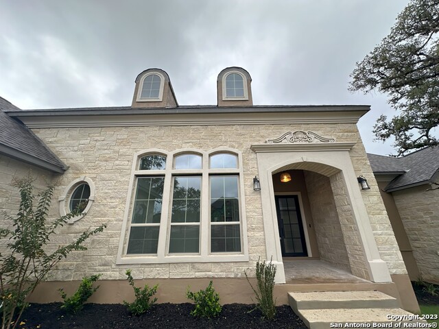 Image 5 of 30 For 174 Madrone Trail