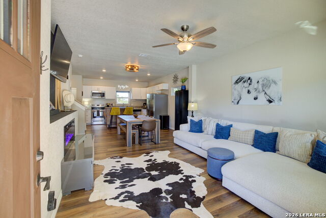 Image 5 of 46 For 1577 Whispering Hills