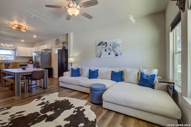 Image 6 of 46 For 1577 Whispering Hills