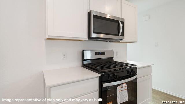 Image 12 of 37 For 16051 Mahogany Way