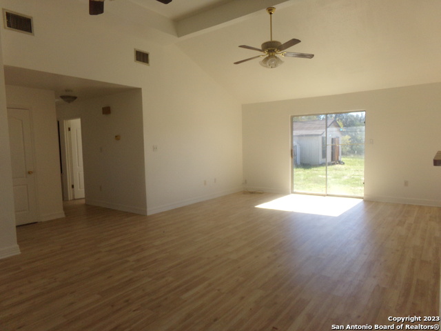 Image 13 of 34 For 10340 Fowler