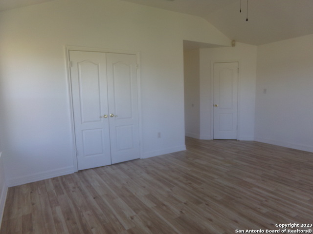 Image 26 of 34 For 10340 Fowler