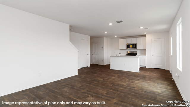 Image 14 of 50 For 5011 Gecko  